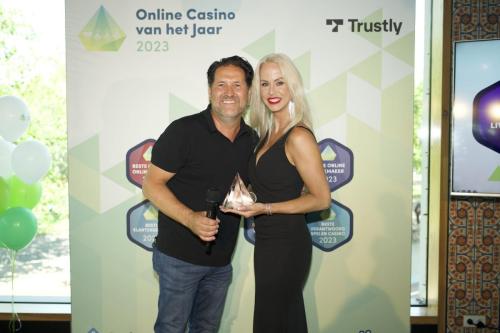 Jacks.nl (Eric Olders) won de award voor Beste Live Casino 2023  bij de bij de Online Casino van het Jaar-verkiezing.