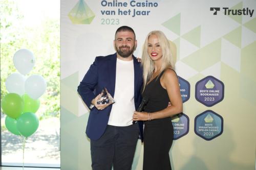 Jacks.nl (Kyle McBride) won de award voor Beste Mobiele Online Casino 2023 bij de Online Casino van het Jaar-verkiezing.